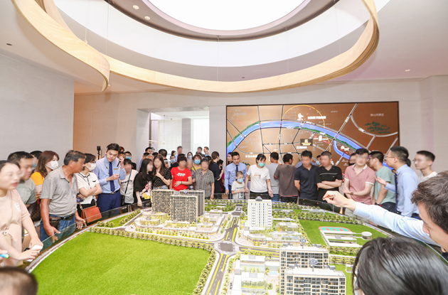 金輝觀(guān)瀾云著營(yíng)銷(xiāo)中心